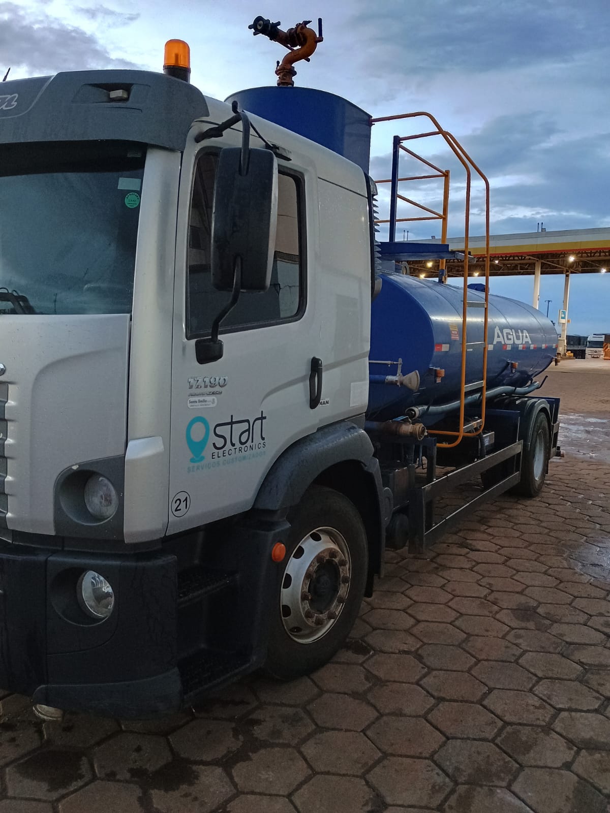 Caminhão Start tec — base Araraquara